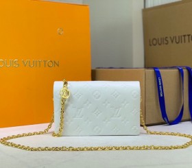 Louis Vuitton Coussin Pochette In Cream