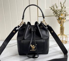 Louis Vuitton Lockme Bucket Bag - Black