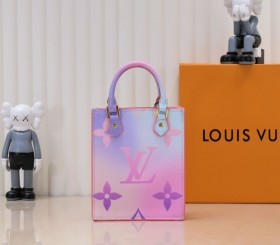 Louis Vuitton Spring 2022 Petit Sac Plat In Sunrise Pastel