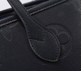 Louis Vuitton Monogram Fall For You Neverfull MM - Black Totes, Handbags -  LOU637593